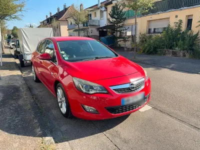 Gebraucht Opel Astra OPC 125 PS (91 kW) 2010 Rot Limousine