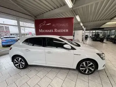 Usata Renault Mégane Bose Edition 140 CV (102 kW) 2018 Bianco Berlina