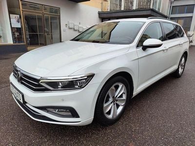 Weiß Gebraucht 2021 VW Passat Limousine | 16.988 € (Guter Preis)