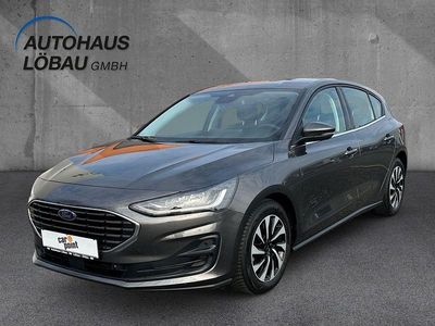 Gebraucht Ford Focus Titanium 125 PS (91 kW) 2023 Grau Limousine