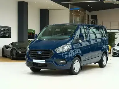 Gebraucht Ford Transit Custom Trend 150 PS (110 kW) 2022 Blazerblau Van