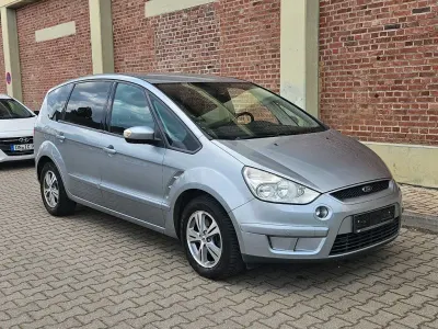 Gebraucht Ford S-MAX Ambiente 131 PS (96 kW) 2007 Silber Van / Kleinbus
