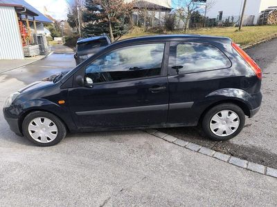 Gebraucht Ford Fiesta 60 PS (44 kW) 2006 Blau Kleinwagen