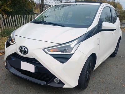 Gebraucht Toyota Aygo 72 PS (52 kW) 2021 Weiß Kleinwagen