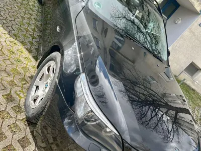 Gebraucht BMW 525 218 PS (160 kW) 2007 Schwarz Kombi