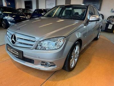 Silber Gebraucht 2007 Mercedes C200 Avantgarde Limousine | 14.290 €
