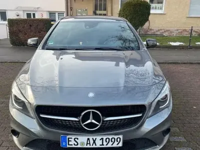 Gebraucht Mercedes CLA180 122 PS (89 kW) 2014 Grau Limousine