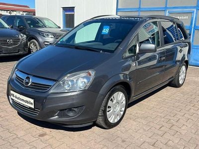 Usata Opel Zafira Family 116 CV (85 kW) 2012 Grigio Monovolume
