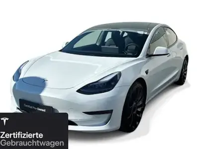 Begagnad Tesla Model 3 Performance 377 kW (513 HK) 2020 Vit Sedan