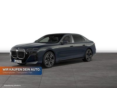 Gebraucht BMW 740 Comfort Edition 299 PS (219 kW) 2025 Dravitgrau metallic Limousine