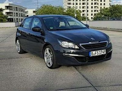 Gebraucht 2014 Peugeot 308 Allure Limousine | 6.000 € (Etwas zu teuer)