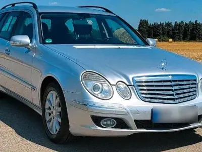 Gebraucht Mercedes E220 Elegance 170 PS (125 kW) 2008 Silber Kombi