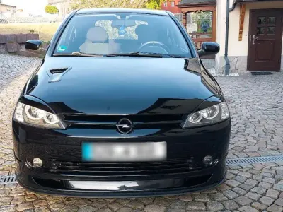 Gebraucht Opel Corsa Sport 90 PS (66 kW) 2002 Schwarz Kleinwagen