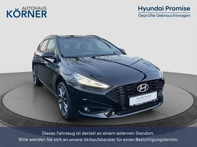 Gebraucht Hyundai i30 Advantage 140 PS (102 kW) 2024 Schwarz Kombi