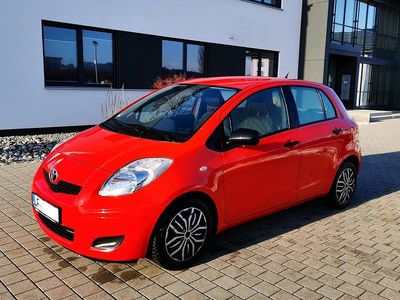 Rot Gebraucht 2009 Toyota Yaris Sol Kleinwagen | 3.950 € (Etwas zu teuer)