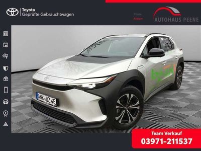Precious silver Gebraucht 2024 Toyota bZ4X SUV | 36.900 € (Etwas zu teuer)