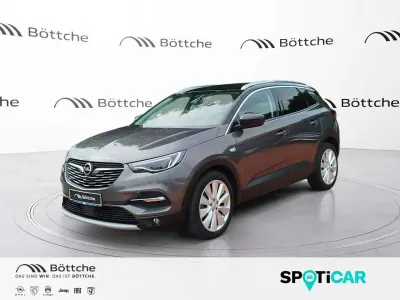 Gebraucht Opel Grandland X Ultimate 177 PS (130 kW) 2020 Mondstein grau/e:vulkan grau SUV