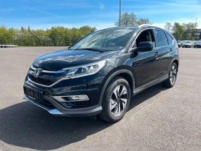 Käytetty Honda CR-V Lifestyle 120 HP (88 kW) 2017 Musta Katumaasturi