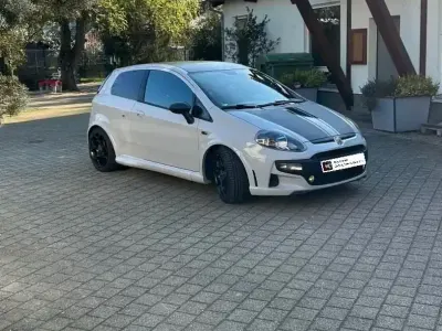 Gebraucht Abarth Punto Evo 179 PS (131 kW) 2012 Grau Kleinwagen