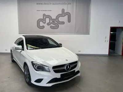 Gebraucht Mercedes CLA180 122 PS (89 kW) 2014 Calcitweiss/zirrusweiss Coupé