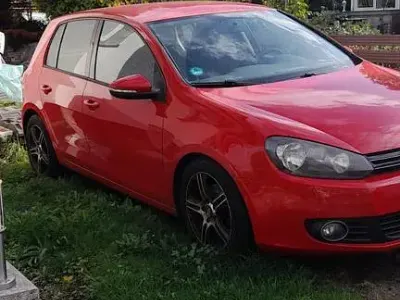 Używany VW Golf VI Comfortline 75 KM (55 kW) 2010 Czerwony Hatchback