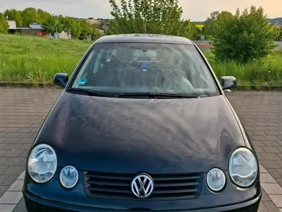 Gebraucht VW Polo 54 PS (39 kW) 2004 Schwarz Kleinwagen