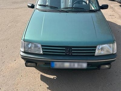 Gebraucht Peugeot 205 Roland Garros 74 PS (54 kW) 1992 Grün Cabrio