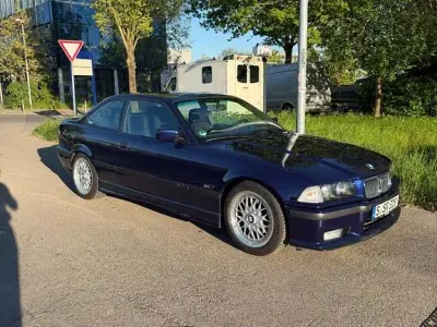 Usata BMW 328 M Sport 193 CV (141 kW) 1994 Blu Coupé