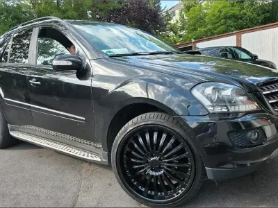 Brugt Mercedes ML320 163 HK (119 kW) 2007 Sort SUV