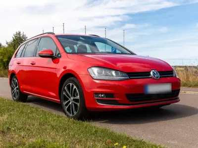 Gebraucht VW Golf VII Allstar 150 PS (110 kW) 2016 Rot Kombi