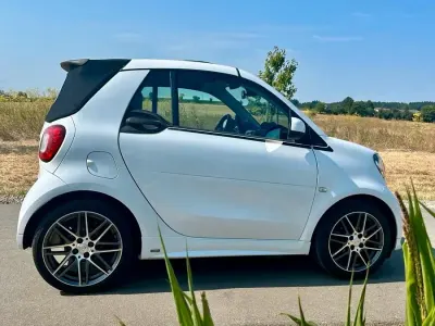 Gebraucht Smart ForTwo Cabrio Brabus Xclusive 109 PS (80 kW) 2017 Weiß Cabrio