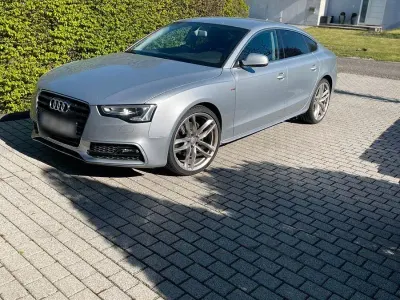 Gebraucht Audi A5 Sportback S-Line 230 PS (169 kW) 2014 Silber Kleinwagen