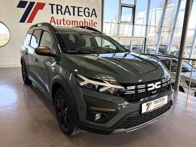 Gebraucht Dacia Jogger Extreme 141 PS (103 kW) 2025 Safarigrãœngrau Van / Kleinbus
