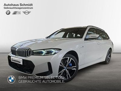 BMW 330e