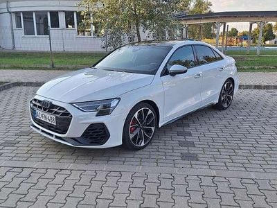 Gebraucht Audi S3 Comfort 333 PS (244 kW) 2024 Weiß Limousine