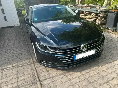 Gebraucht VW Arteon 150 PS (110 kW) 2019 Schwarz Kleinwagen