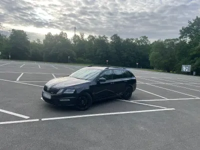 Gebraucht Skoda Octavia RS 184 PS (135 kW) 2019 Schwarz Kombi