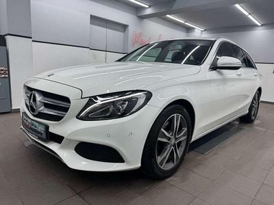 Gebraucht Mercedes C220 Avantgarde 170 PS (125 kW) 2015 Weiß Kombi