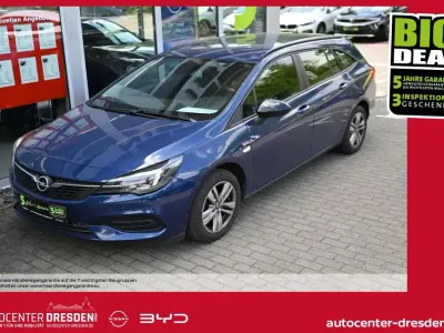 Gebraucht Opel Astra Edition 110 PS (80 kW) 2021 Nautic blau Kombi