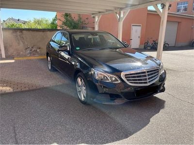 Mercedes E300