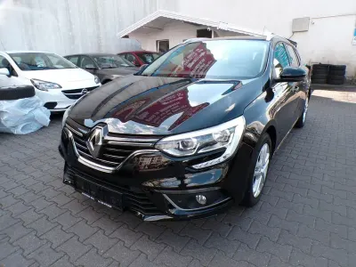 Gebraucht Renault Mégane IV 101 PS (74 kW) 2016 Schwarz Limousine