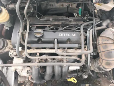 Gebraucht Ford Focus 102 PS (75 kW) 2003 Silber Kleinwagen