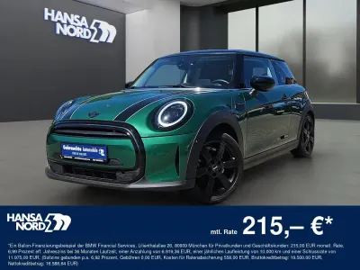 Gebraucht Mini Cooper Classic 136 PS (100 kW) 2022 Grün / british racing green (metallic) Kleinwagen