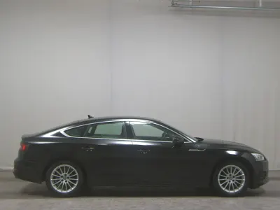 Gebraucht Audi A5 Sportback 150 PS (110 kW) 2019 Schwarz Kleinwagen