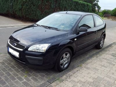 Gebraucht Ford Focus Ambiente 137 PS (100 kW) 2005 Blau Limousine