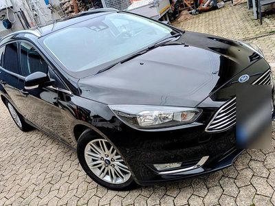 Schwarz Gebraucht 2018 Ford Focus Titanium Kombi | 11.800 € (Fairer Preis)