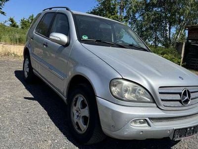 Mercedes ML270