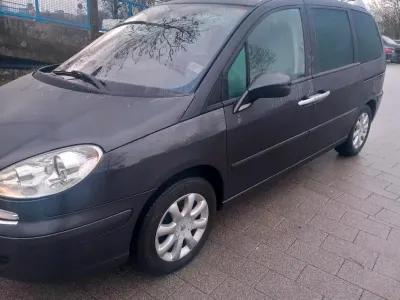 Gebraucht Peugeot 807 147 PS (108 kW) 2008 Grau Van / Kleinbus