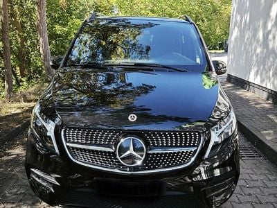 Gebraucht Mercedes V300 AMG 237 PS (174 kW) 2023 Schwarz Van / Kleinbus