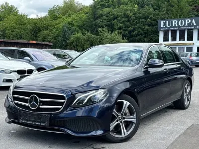 Gebraucht Mercedes E400 340 PS (250 kW) 2019 Blau Limousine